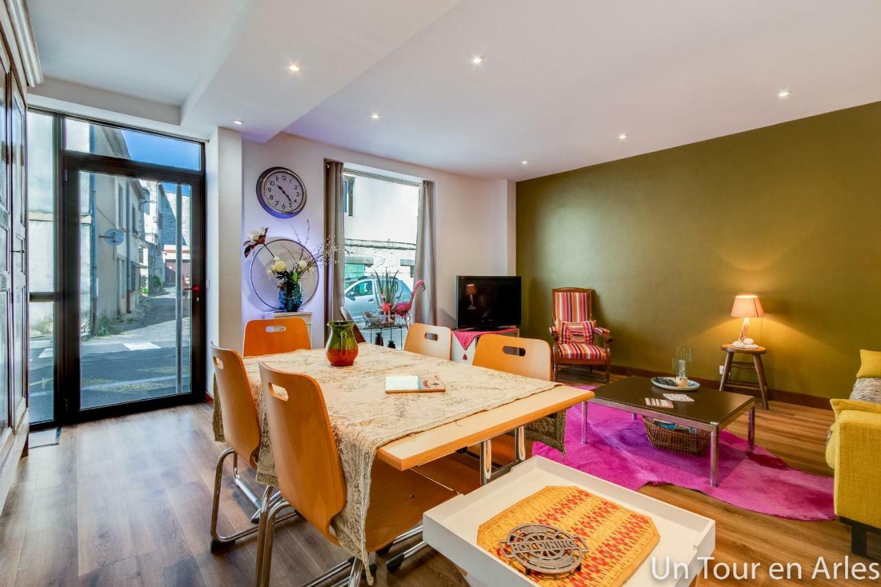 Un Tour En Apartment